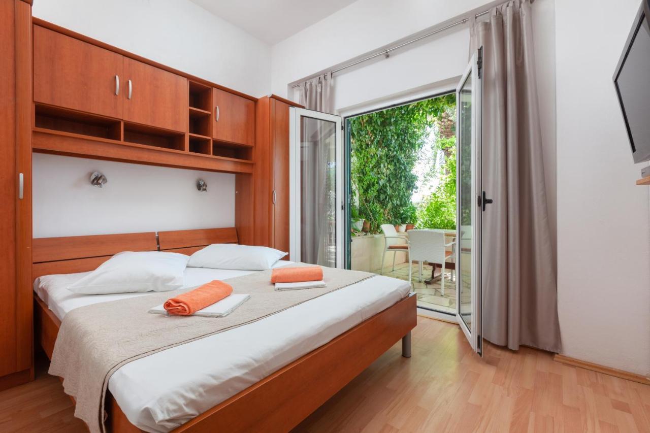 Apartments By The Sea Igrane, Makarska - 310 Exterior foto