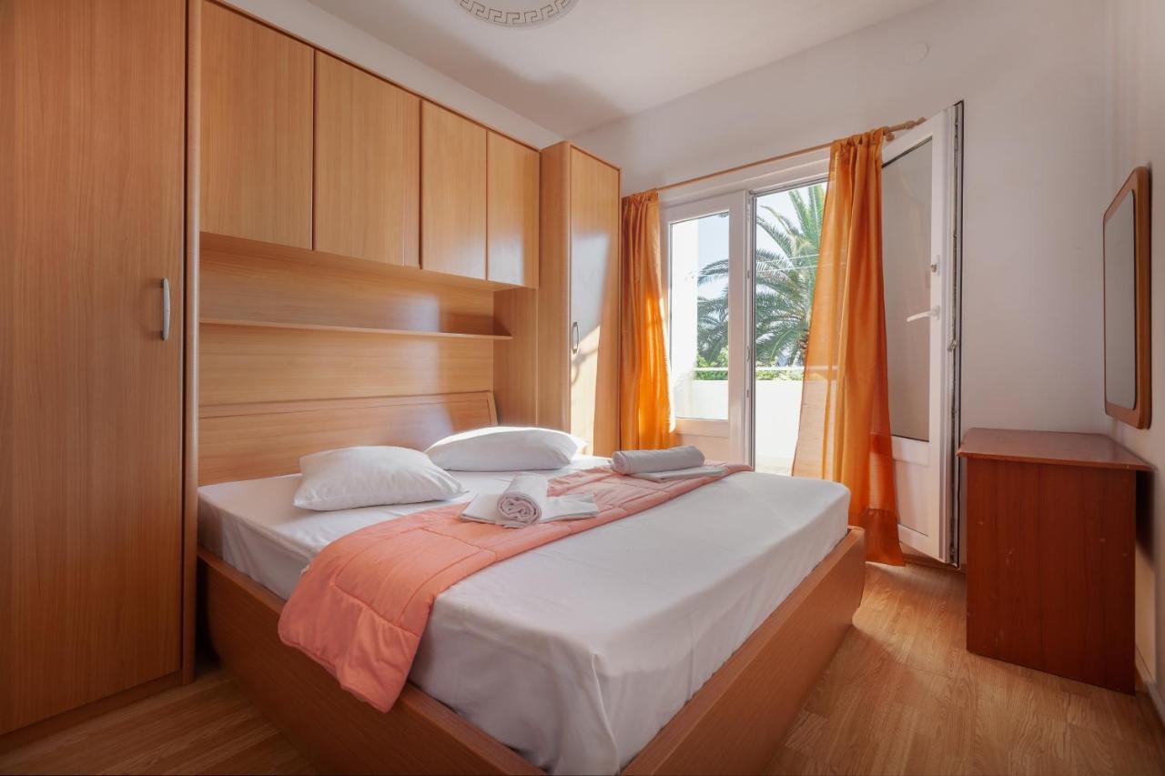 Apartments By The Sea Igrane, Makarska - 310 Exterior foto